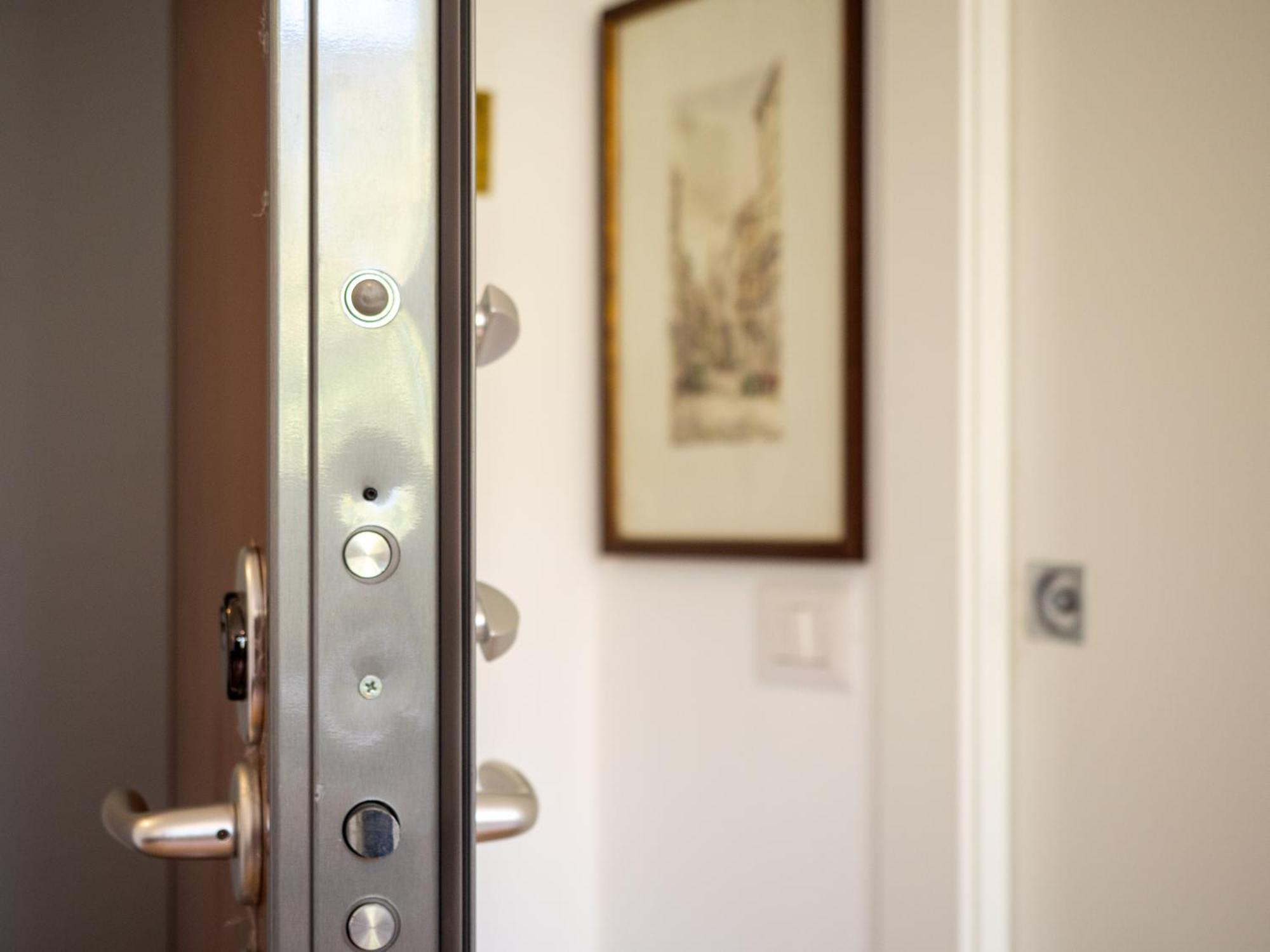Ferienwohnung Duomo Line - Cozy, Modern Designed Flat Mailand Exterior foto